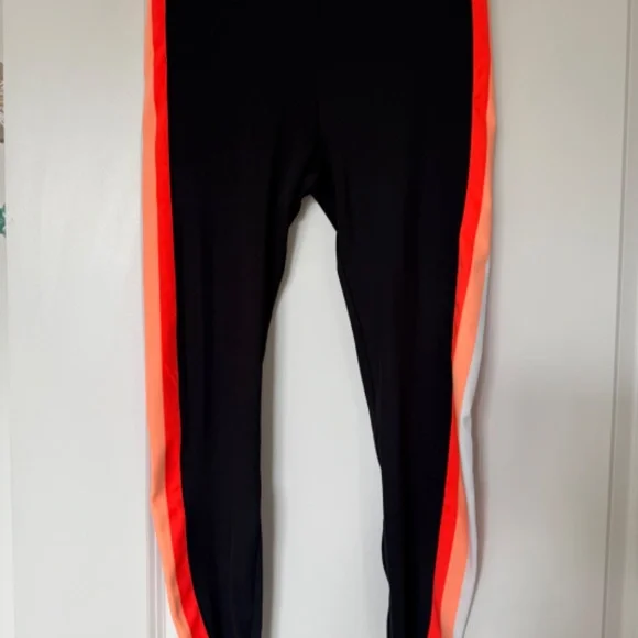 Lou and Grey leggings - Picture 2 of 9